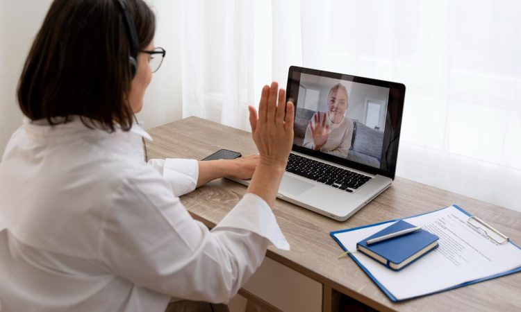 La atención psicológica a distancia transforma el acceso a la salud mental en España