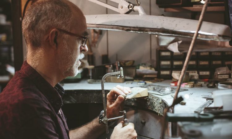 Joyería artesanal en Barcelona tradición, creatividad y autenticidad en cada pieza